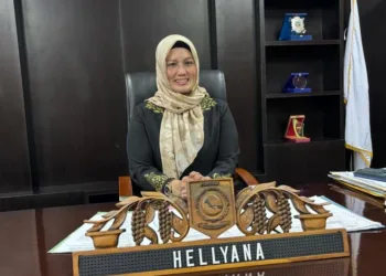 Presiden Prabowo memberhentikan sementara Hellyana sebagai Wakil Gubernur Babel melalui Keppres Nomor 102/P/2026 terkait perkara dugaan ijazah palsu.