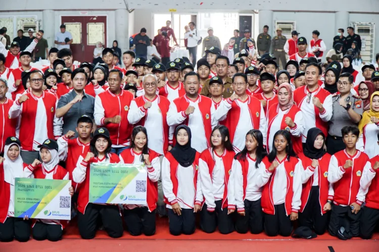 Lepas 187 Atlet ke POPDA dan PEPARPEDA Jatim 2026, Gresik Bidik Prestasi Lebih Tinggi 1 PEPARPEDA Jatim 2026