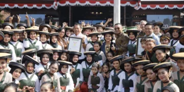Libatkan Berbagai Kalangan, 670 Penari Pecahkan Rekor MURI Tari Lajur Caping Kalo
