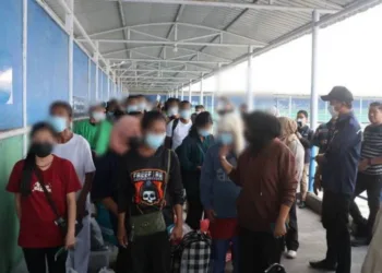 Ketibaan 140 PMI deportasi di Pelabuhan Tunon Taka, Nunukan.