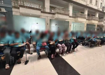Ketibaan 102 PMI deportasi di Kantor P4MI Batam.