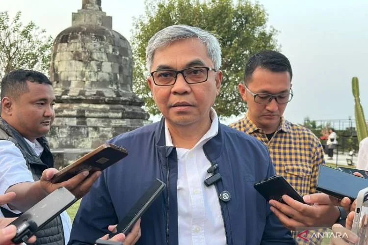 KPK Duga Korupsi Dana Siap Pakai BNPB Sudah Berlangsung Sejak 2022 1 Ketua Komisi Pemberantasan Korupsi Setyo Budiyanto memberikan keterangan di Kabupaten Sleman, Daerah Istimewa Yogyakarta, Rabu (14/10/2026).