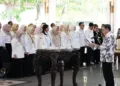 Plt. Bupati Pati Risma Ardhi Chandra melantik pejabat administrator dan pengawas di Pendopo Kabupaten Pati, Kamis (22/10/2026) siang. (Mutia Parasti/Lingkar.news)