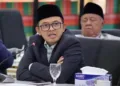 Jemaah Umrah Terdampak Konflik Riyadh, DPR Minta Kemenhaj Siapkan Mitigasi 3 DPR meminta Kemenhaj menyiapkan mitigasi darurat bagi jemaah umrah Indonesia yang terdampak gangguan penerbangan di Riyadh dan kota transit Teluk.