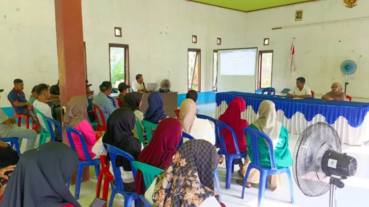 Tampak Foto Bersama Pemerintah Desa, BPD, Tim Pendamping Desa Beserta Masyarakat Desa Buntuna