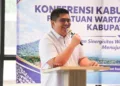 Bupati Bintan Roby Kurniawan membuka Konferkab II PWI Bintan dan menegaskan peran pers dalam mengawal pembangunan.