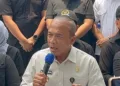 Kemenimipas memecat Kalapas Cibinong Wisnu Hani Putranto dari ASN dan menjatuhkan sanksi kepada 16 pegawai buntut temuan fasilitas mewah.
