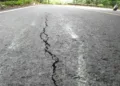 Waspada! Ada Retakan 30 Meter di Jalan Gumitir Penghubung Jember–Banyuwangi 3 Waspada! Ada Retakan 30 Meter di Jalan Gumitir Penghubung Jember–Banyuwangi