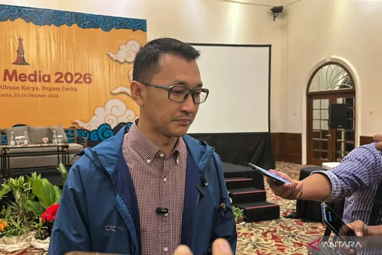 KPK menangkap 14 orang dalam OTT di BNPB, termasuk Sestama Rustian, terkait kasus pengadaan barang dan jasa yang menggunakan dana siap pakai kebencanaan.