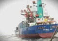 Kapal MV Global 88 pengangkut rokok ekspor ke Malaysia diamankan TNI AL di Lanal Balikpapan, tim hukum mempertanyakan dasar pengamanan.