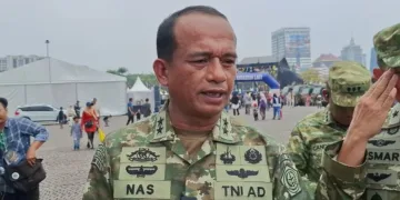 TNI Patuh Putusan MK soal Peradilan Militer, Kemenkum Mulai Kaji Revisi UU 4 TNI menyatakan tunduk pada putusan MK soal peradilan militer. Kemenkum mulai mengkaji revisi UU Nomor 31 Tahun 1997 dengan tenggat dua tahun.