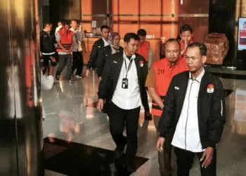 KPK menahan lima tersangka dugaan korupsi Dana Siap Pakai kebencanaan, salah satunya Bima Setyawan, adik Kepala BNPB Suharyanto.