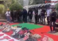 Menjelang sidang putusan Sudewo di Pengadilan Tipikor Semarang, Pati Ora Sepele (POS) menggelar ruwatan di Alun-Alun Pati untuk menghindari potensi gesekan massa.