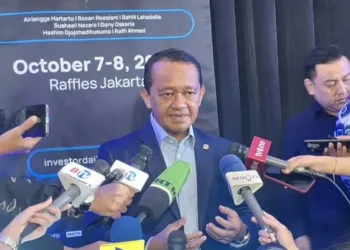 Bahlil Lahadalia menegaskan hanya menerima satu gaji meski merangkap jabatan Menko Hilirisasi dan Menteri ESDM.