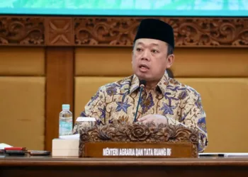 KPK membuka kemungkinan menjemput paksa Menteri ATR/BPN Nusron Wahid setelah dua kali tidak hadir dalam pemeriksaan sebagai saksi.