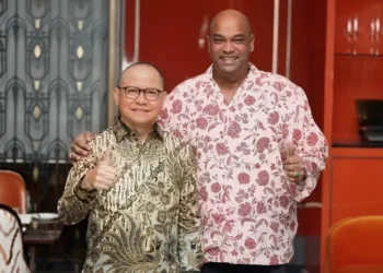 Menteri P2MI Mukhtarudin bertemu Menteri SDM Malaysia Ramanan Ramakrishnan membahas penguatan kerja sama dan pelindungan pekerja migran Indonesia.