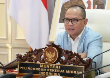 Menteri P2MI Mukhtarudin menyambut usulan Malaysia menaikkan batas usia PMI jadi 45 tahun sekaligus mempercepat pembaruan MoU pelindungan kerja.