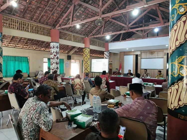 Perkuat Tata Kelola Pemerintahan, Bamuskal Wijirejo Tingkatkan Kapasitas Pengawasan Kinerja Lurah 1 Peningkatan Kapasitas Bamuskal "Pengawasan Kinerja Lurah", Wijirejo Pandak. Bantul