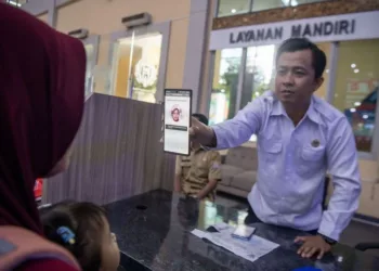 Kemensos menargetkan 48 juta keluarga terdaftar dalam Perlinsos digital pada awal 2027 untuk meningkatkan akurasi data dan mempercepat penyaluran bansos.