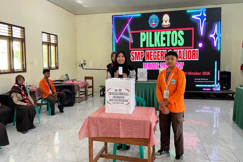 Suara Demokrasi Esperoka: 469 Pemilih Ikuti Pemilihan Ketua OSIS SMP Negeri 2 Kaliori 2 Sebanyak 469 murid, guru, dan karyawan SMPN 2 Kaliori mengikuti Pemilihan Ketua OSIS melalui program Suara Demokrasi pada 24 Oktober 2026.