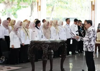 Seleksi Sekda Pati dipertanyakan setelah surat Plt Bupati Risma Ardhi Chandra bertanggal 23 Oktober 2026, sehari setelah pengumuman seleksi dimulai.