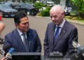 Presiden FIFA Gianni Infantino menemui Presiden Prabowo Subianto di Istana Kepresidenan Jakarta dan memuji sukses penyelenggaraan FIFA ASEAN Cup 2026 di Indonesia.