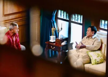 Prabowo Terima Menlu Singapura di Hambalang, Bahas Kerja Sama Penanganan Karhutla 1 Presiden Prabowo Subianto menerima Menlu Singapura Vivian Balakrishnan di Hambalang, Bogor, setelah Indonesia dan Singapura sepakat membentuk satgas bersama penanganan karhutla.