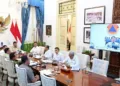 60.177 Personel Dikerahkan Tangani Karhutla, Prabowo Fokuskan Operasi di Kalteng dan Sumsel 2 Sebanyak 60.177 personel gabungan dikerahkan menangani karhutla, Presiden Prabowo memfokuskan pemadaman di Kalimantan Tengah dan Sumatra Selatan.