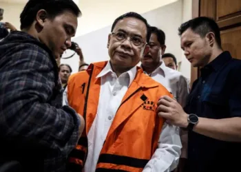Bupati Pati nonaktif Sudewo divonis 8,5 tahun penjara dalam perkara korupsi DJKA dan pengisian perangkat desa, serta diwajibkan membayar uang pengganti Rp3,51 miliar.