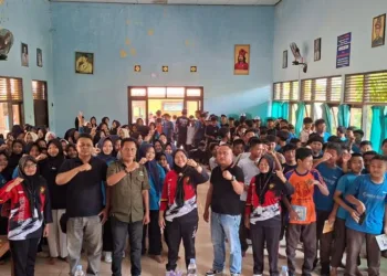 SMPN 2 Sulang dan Satresnarkoba Polres Rembang menggelar sosialisasi bahaya NAPZA bagi siswa, wujudkan sekolah aman bebas narkoba.