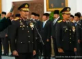 Suyudi Ario Seto Resmi Jabat Kapolri, Wahyu Hadiningrat Dilantik sebagai Wakapolri 2 Presiden Prabowo Subianto resmi melantik Jenderal Suyudi Ario Seto sebagai Kapolri dan Komjen Wahyu Hadiningrat sebagai Wakapolri di Istana Negara, Jakarta.