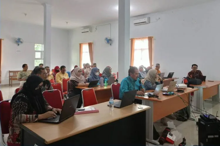 TPP P3MD Kabupaten Bantul Optimalkan Kapasitas Lewat E-Learning eHDW 1 Zoom Meeting TOT LMS eHdw oleh Kemendesa di ruang Rapat Dinas PMD.