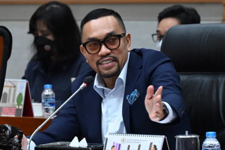 Wakil Ketua Komisi III DPR RI Ahmad Sahroni menilai perampasan aset pejabat yang tak tercatat di LHKPN berisiko melanggar HAM jika tanpa dasar hukum dan pembuktian yang jelas.