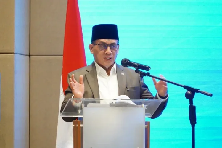 Kemenag menargetkan materi edukasi pencegahan LGBTQ masuk kurikulum akhir 2026 atau awal tahun ajaran 2027 melalui pendekatan edukatif dan keagamaan.