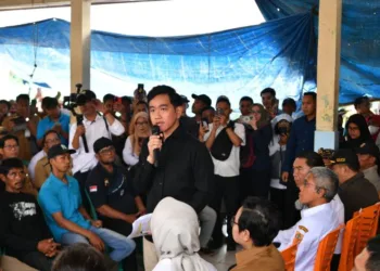 Wapres Gibran Rakabuming Raka meminta penyaluran solar bersubsidi bagi nelayan Cilacap dikawal dan pengurusan surat rekomendasi dipercepat.