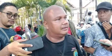 GERMAP Bakal Maraton ke 4 Instansi, Kawal Transparansi Anggaran Publik di Pati 9 Koordinator GERMAP, Cahaya Basuki alias Yayak Gundul. (Lingkar.news Network)